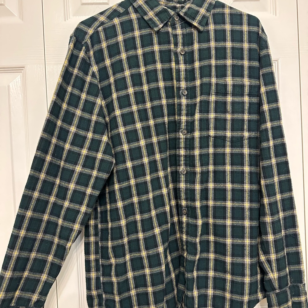 St. John's Bay Green and White Casual Button Down Shirt